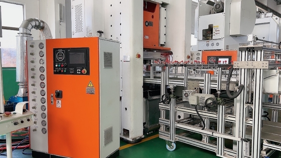خرید دستگاه ساخت قابلمه فویل آلومینیومی LK-T80 با تغذیه کننده الکتریکی قابل تنظیم PLC میتسوبیشی، 70-36 ضربه در دقیقه (ISO) online manufacture