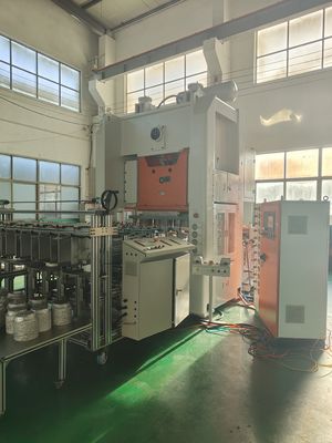 خرید LK-T80 Aluminum Foil Container Making Machine with 35-70 Strokes Per Minute for Square Tray Production and 80ton Press Capacity online manufacture