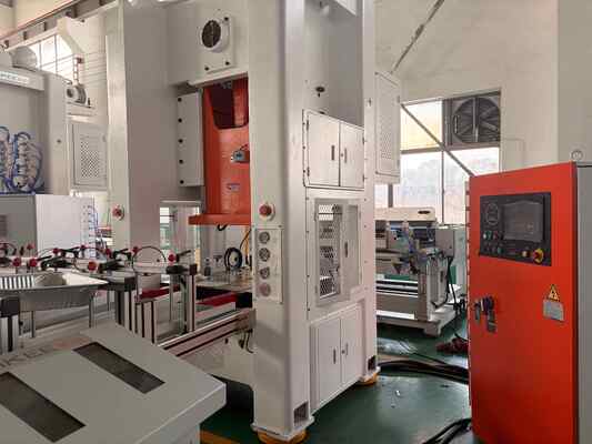 خرید OEM فولک آلومینیوم بازیافت شده ظرف مواد غذایی نوار طلایی سینی آلومینیومی online manufacture